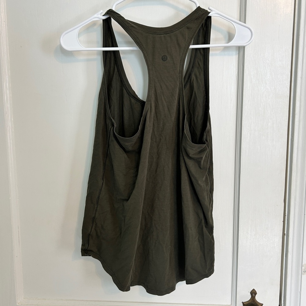 Lululemon green tank